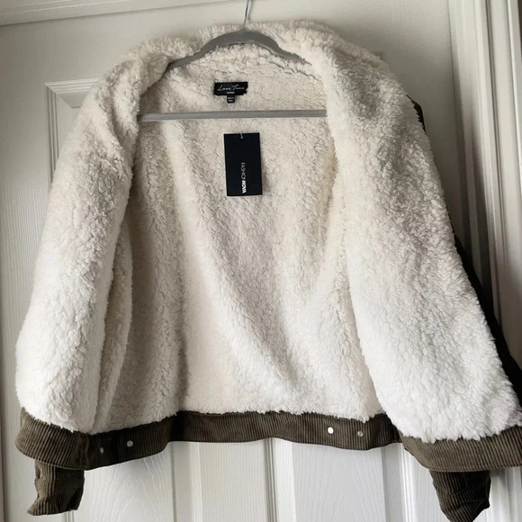 FASHION NOVA Living Without You Corduroy Sherpa Trucker Jacket Olive Size Medium - Picture 11 of 12